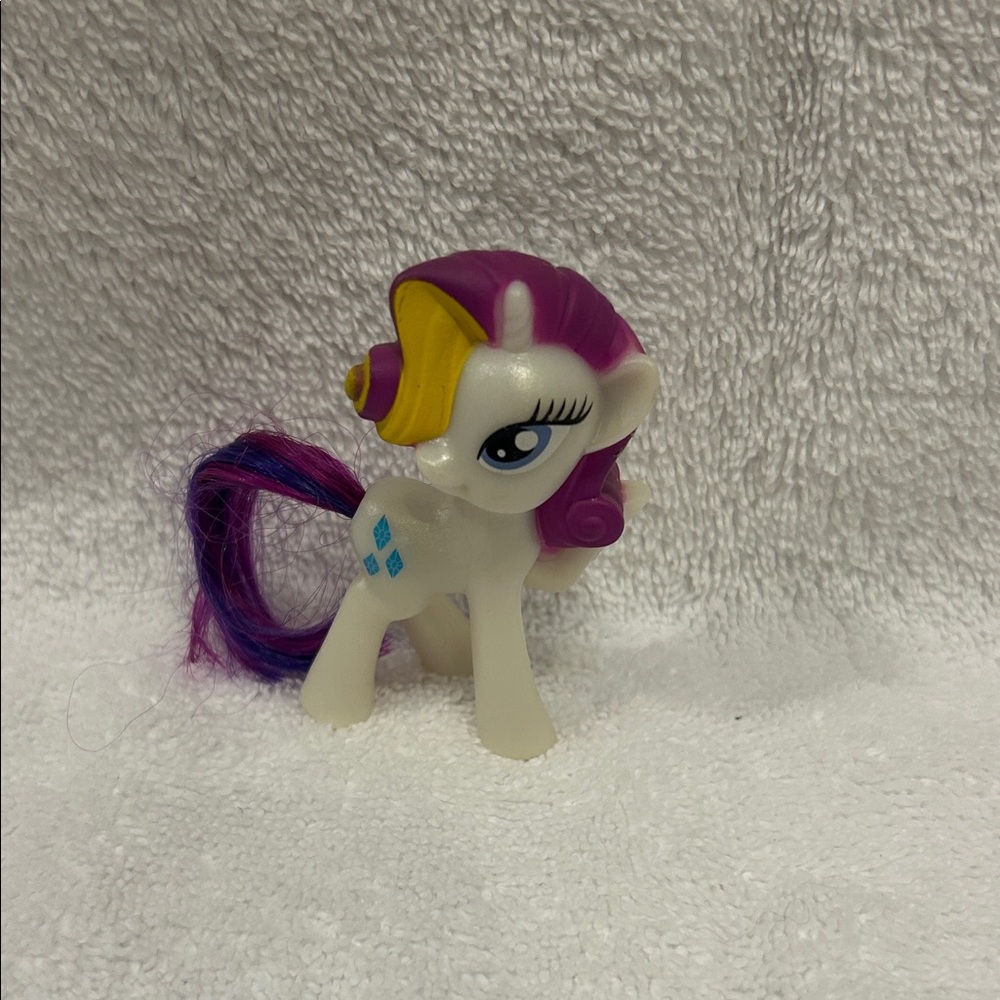 My Little Pony McDonalds "RARITY" 2014 G4 Friendship is Magic 3 inch